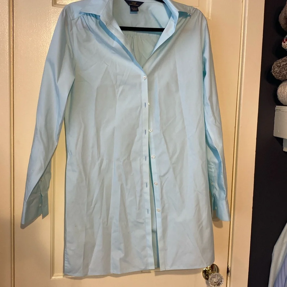 Brooks button down - Picture 1 of 3